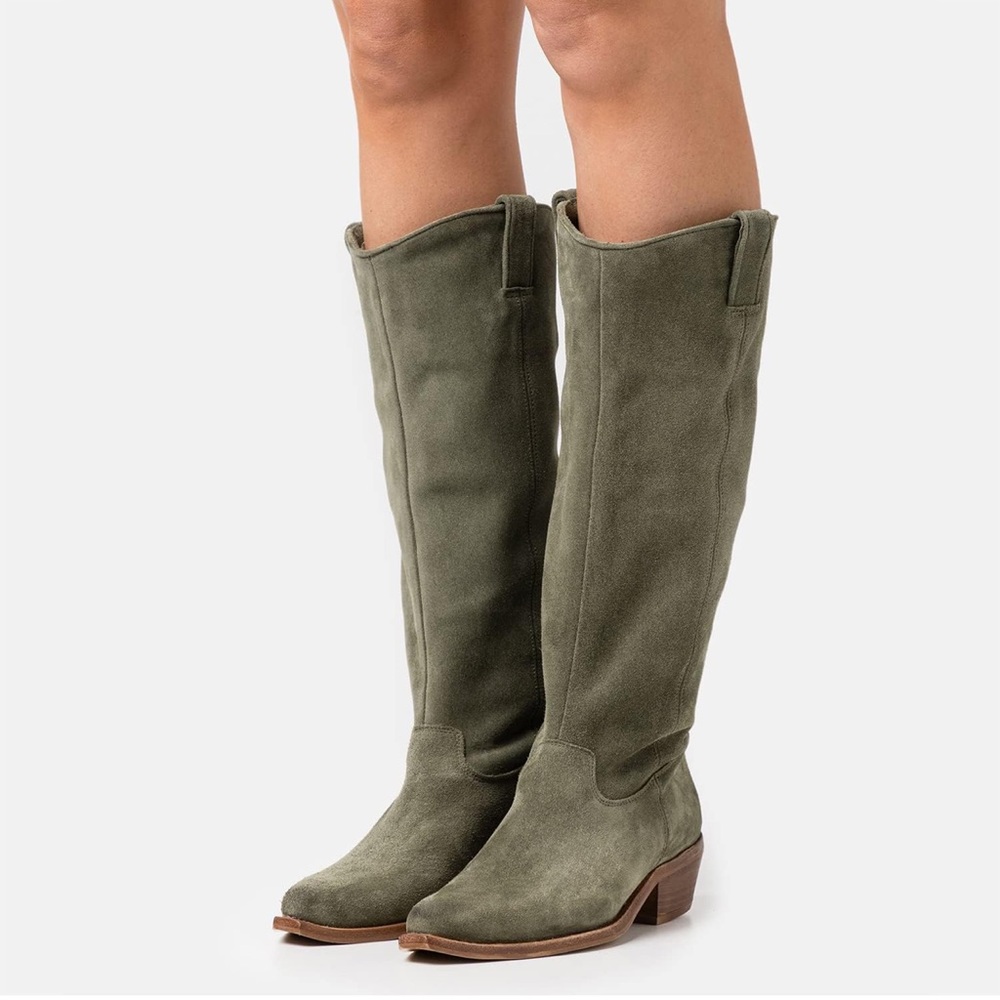 Low Stacked Heel Slouchy Knee High Western Boots Velvet Suede 1.5" Chunky Heels - Picture 5 of 9